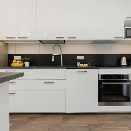 Apartment Warsaw Goclaw & 2 Bedrooms & Parking & Balcony By Noclegi Renters Exterior foto