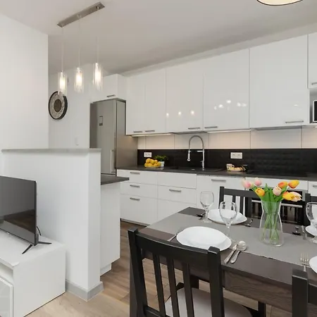 Apartment Warsaw Goclaw & 2 Bedrooms & Parking & Balcony By Noclegi Renters Exterior foto