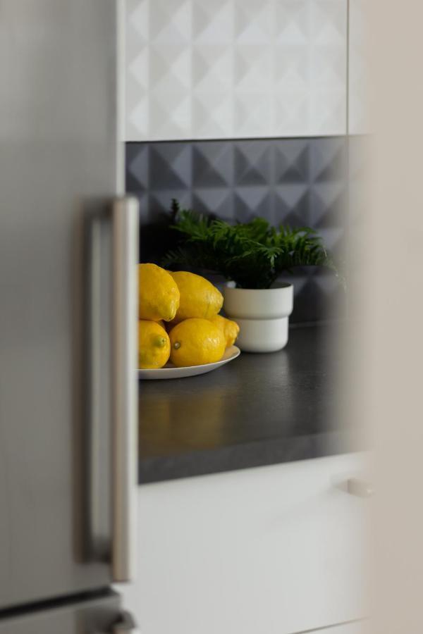 Leilighet Goclaw & 2 Bedrooms & Parking & Balcony By Renters