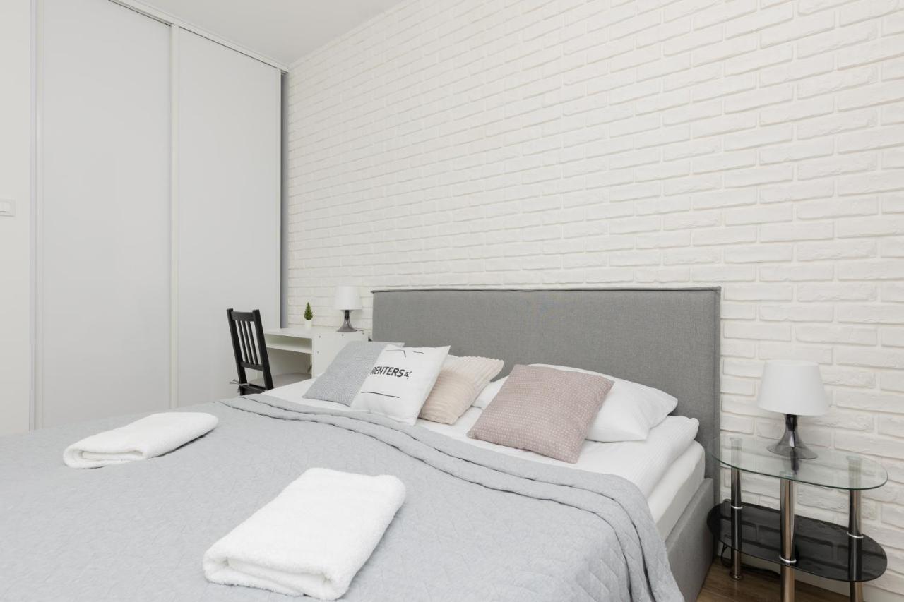 Leilighet Goclaw & 2 Bedrooms & Parking & Balcony By Renters *
